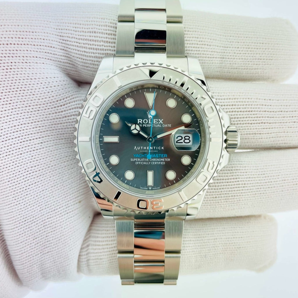 Rolex] Yacht-Master 40 in Blue (126622) : r/Watches