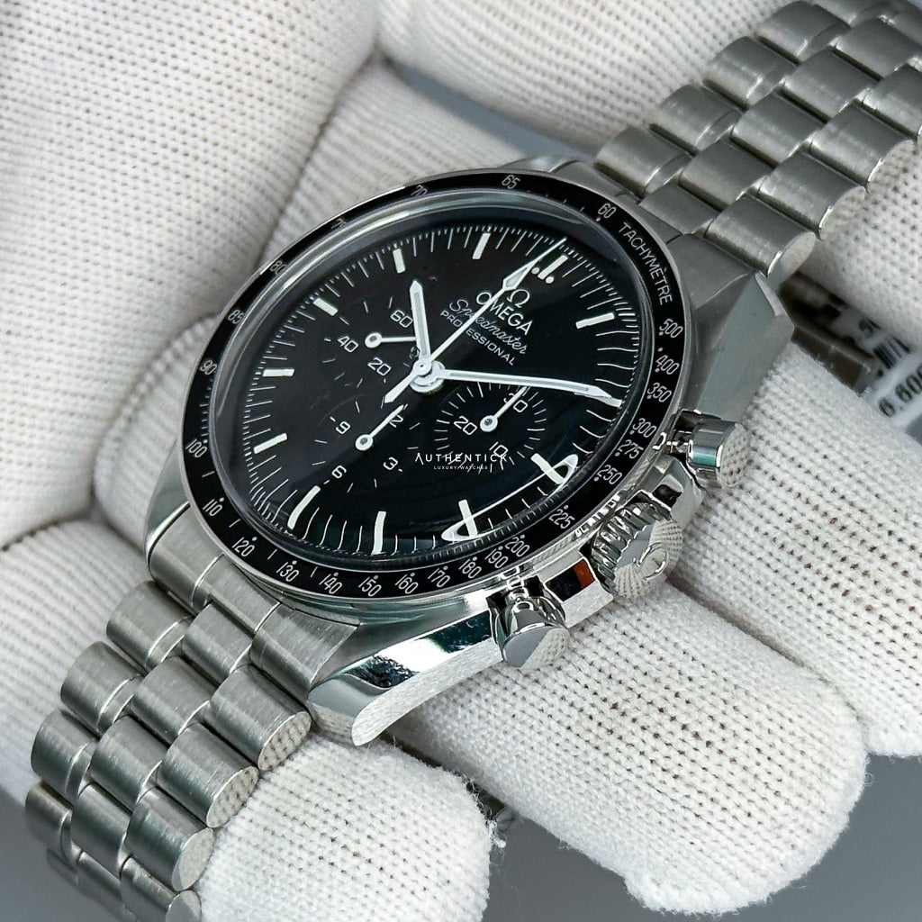 https://authentick.com/cdn/shop/products/omega-speedmaster-professional-moonwatch-co-axial-master-chronometer-chronograph-310-30-42-50-01-001-822_1400x.jpg?v=1677527661