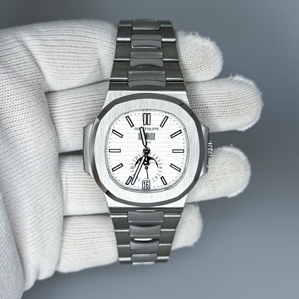 Patek Philippe Nautilus Annual Calendar White Dial 5726/1A010