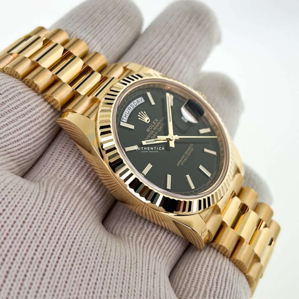 Rolex Day-Date 40 Yellow Gold Black Motif Dial 228238
