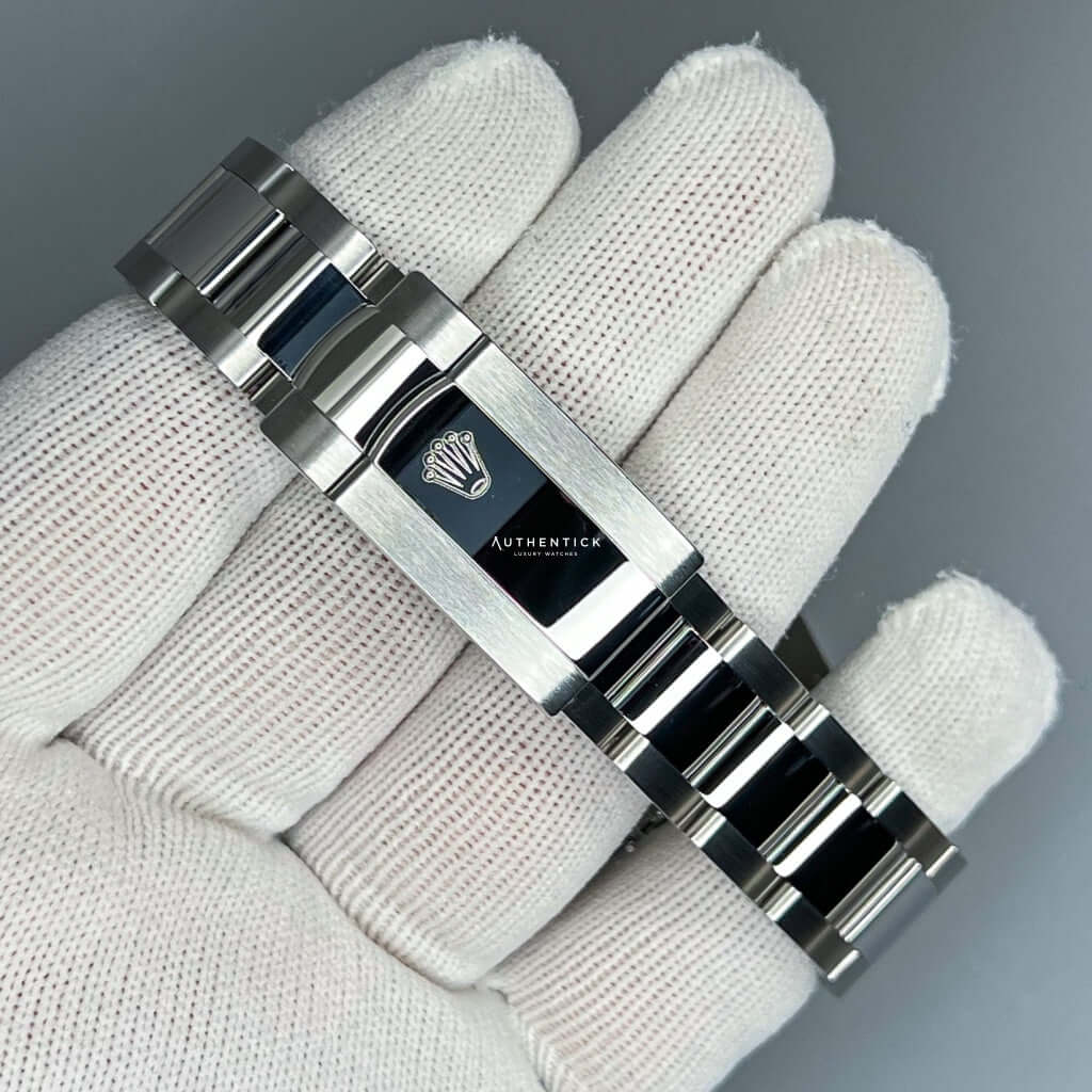 Rolex Milgauss Stainless Steel Black Dial Green Sapphire 116400Gv